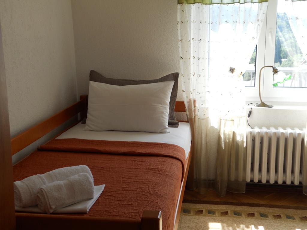 Djukovic * Petrovac