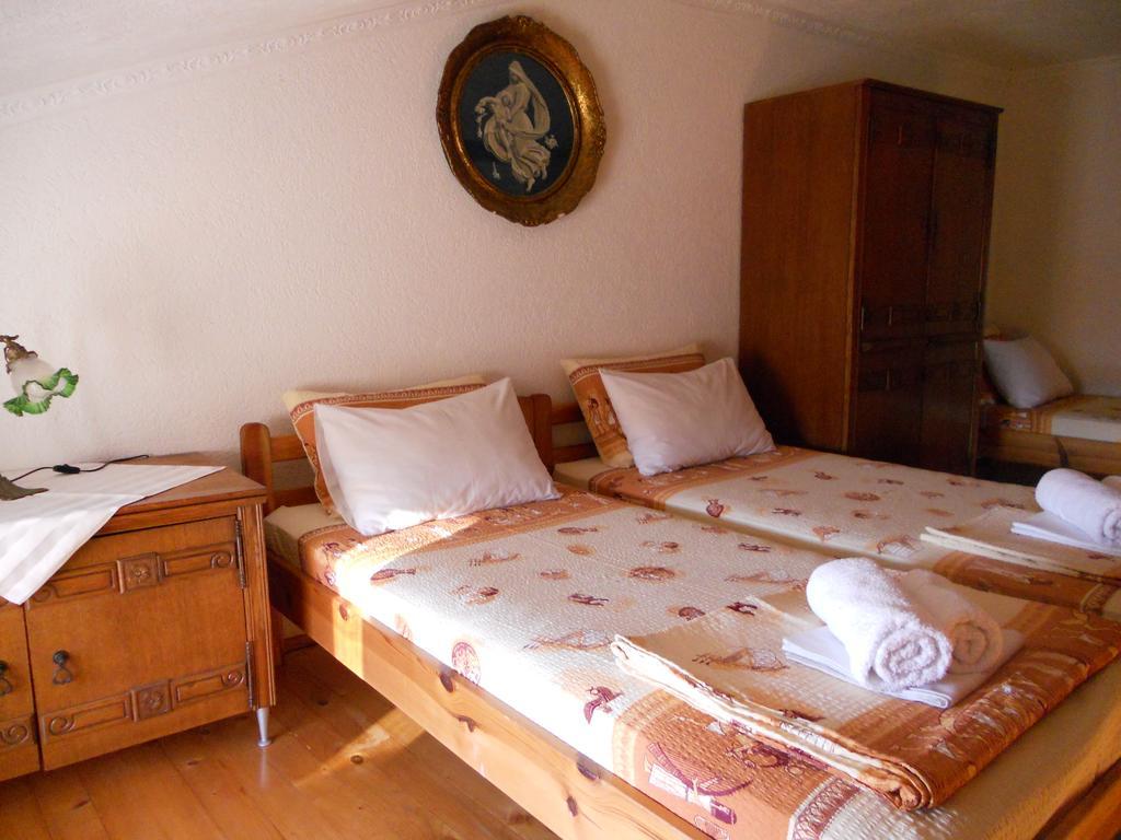 Djukovic * Petrovac