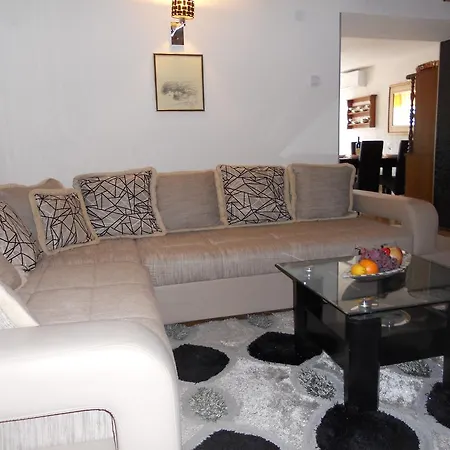 Apartment Djukovic Petrovac na moru Exterior foto