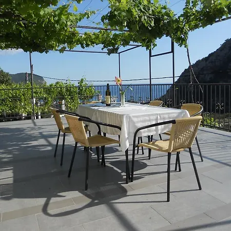 Apartment Djukovic Petrovac na moru Exterior foto